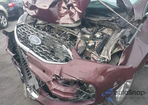 2020 Ford Edge Titanium z USA, uszkodzony, nr VIN 2FMPK3K97LBA35512